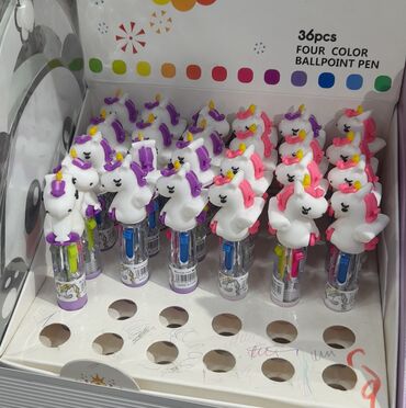 Məktəb çantaları: Yeni Qələm 1 ədədlə 10 rəngdə yazmaq olar Qələmin 1 ədəd 3 azn — 12