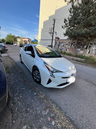 Toyota: Toyota Prius: 2016 г., 1.8 л, Автомат, Гибрид