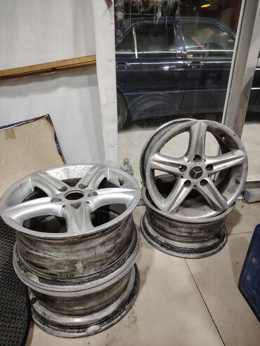 13 luk disk: İşlənmiş Disk Mercedes-Benz R 15, 5 Boltlu