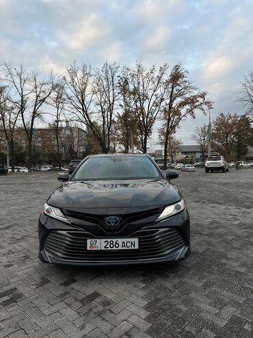 Toyota: Toyota Camry: 2018 г., 2.5 л, Вариатор, Гибрид, Седан