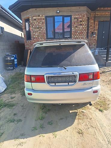 ссср машинка: Toyota Ipsum: 1999 г., 2 л, Автомат, Бензин, Минивэн — 4