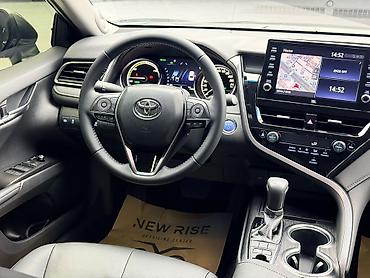 camry 2 2: Toyota Camry: 2023 г., 2.5 л, Автомат, Гибрид, Седан — 9