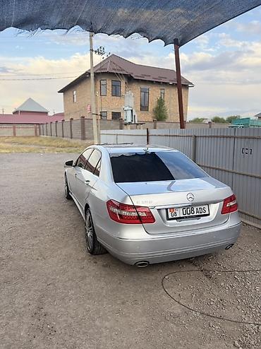 январи 5 1: Mercedes-Benz E-Class: 2010 г., 3.5 л, Автомат, Бензин, Седан — 7
