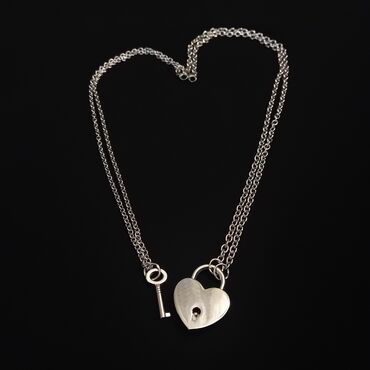 Ogrlice: Komplet od 2 ogrlice od nerđajućeg čelika za parove ili bff