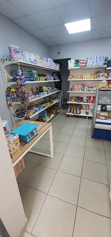 Продажа магазинов: Продажа магазинов В жилом доме, 35 м², С мебелью, Цокольный этаж этаж — 7