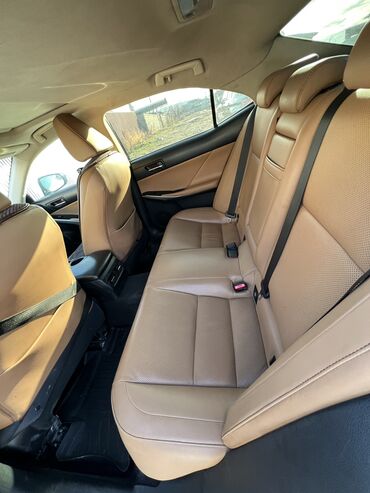 Lexus: Lexus IS: 2015 г., 2 л, Автомат — 6