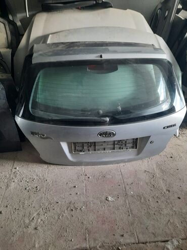 Baqajniklər: Kia CEED, 2009 il, Almaniya, Ünvandan götürmə, Ödənişli çatdırılma, Rayonlara çatdırılma