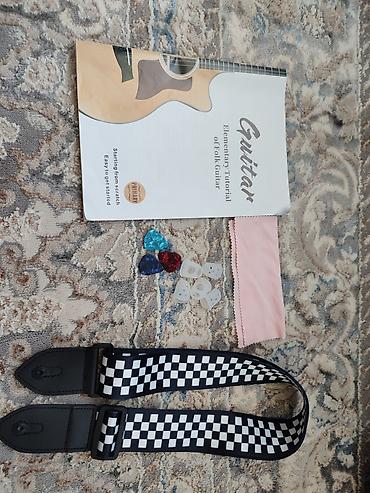 мини фото студия: Срочно срочно ‼️🎸 Продаю акустическую гитару 38 размера. Продаю — 5