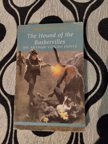 ingilis dili kitabi 9 cu sinif: The hound of the baskervilles kitabı Ingiliscə kitab B1 səviyyə