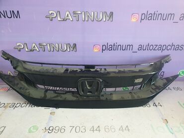 Бамперы и комплектующие: Решетка радиатора Honda 2019 г., Б/у, Оригинал