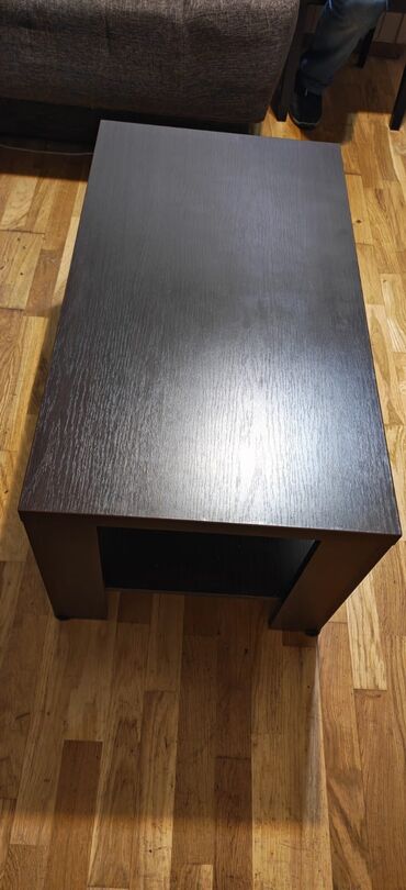 Stolovi: Klub sto drveni Forma Ideale u jako dobrom stanju, osim sitnog na lalafo.rs — 3 Stolovi: Klub sto drveni Forma Ideale u jako dobrom stanju, osim sitnog — 3
