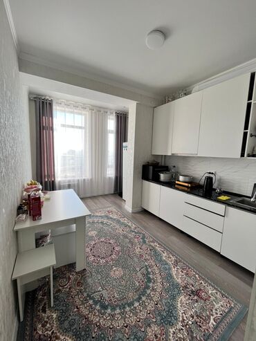 слаю 1 комнатную квартиру: 1 комната, 39 м², Элитка, 10 этаж, Евроремонт