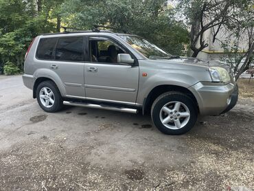 Nissan: Nissan X-Trail: 2003 г., 2 л, Механика, Бензин, Внедорожник