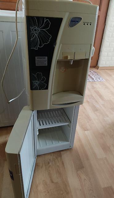 şu: Dispenser Nikai, Döşəməüstü, Su isitmə ilə, İşlənmiş — 3