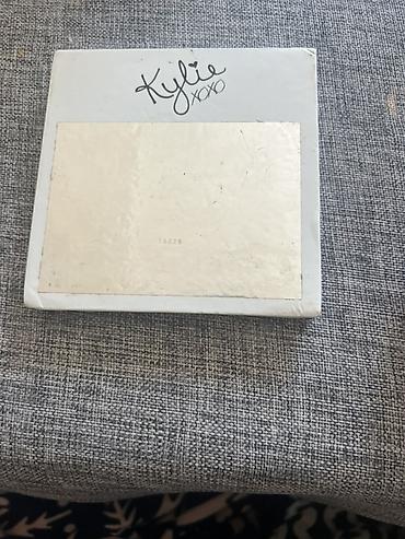 sephora: Тени Kylie. Оригинал
Заказывала с Sephora — 5