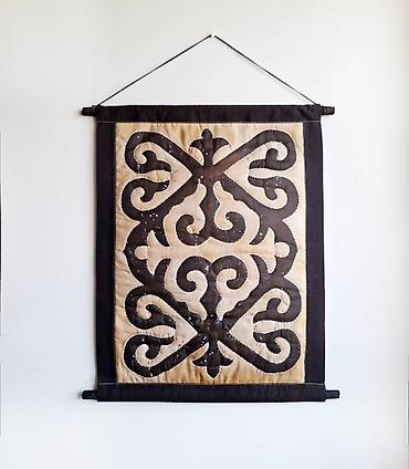 Панно: Национальные стеганные панно. Материал - натуральный шелк. Размеры 35 — 3