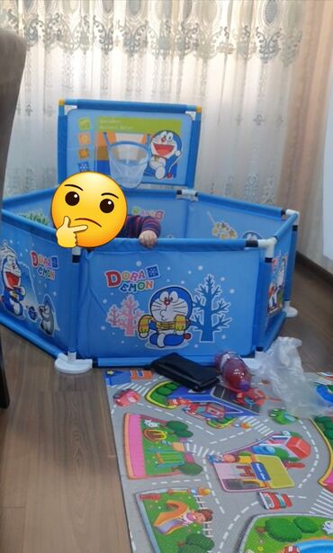 uşaq oturacaqı: Doraemon personajı ilə bəzədilmiş, uşaqlar üçün nəzərdə tutulmuş oyun