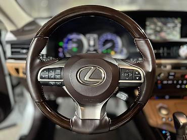 Lexus: Lexus ES: 2017 г., 2.5 л, Гибрид, Седан at lalafo.kg — 16 Lexus: Lexus ES: 2017 г., 2.5 л, Гибрид, Седан — 16