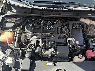 Toyota: Toyota Corolla: 2019 г., 1.8 л, Вариатор, Гибрид, Седан — 8