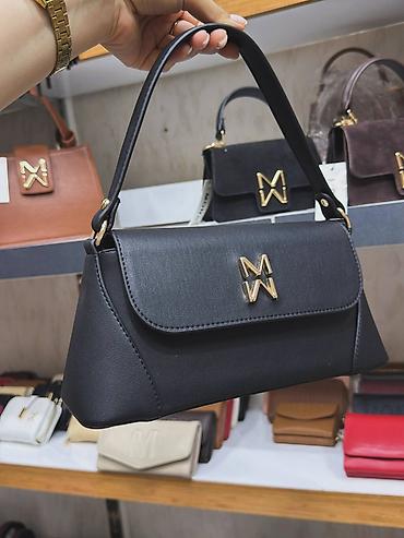 bordo crvena: Elegantna damska torba MONA – model sa kratkom ručkom - Kompaktna — 4