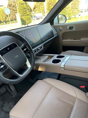toyota silica: Lixiang L9: 2025 г., 1.5 л, Автомат, Гибрид, Кроссовер — 2