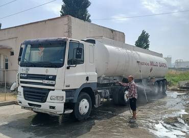 Тягачи: Тягач, DAF, 2005 г., Цистерна — 2