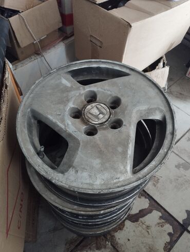 покрышка мотоцикл: Литые Диски R 15 Комплект, отверстий - 5, Б/у