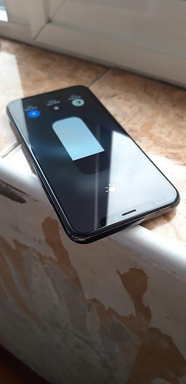 Apple iPhone: IPhone X, Qara, Face ID — 4