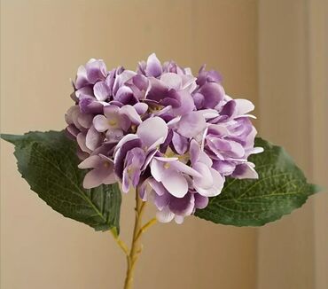 Home Decor: Artificial flower, color - Purple, New