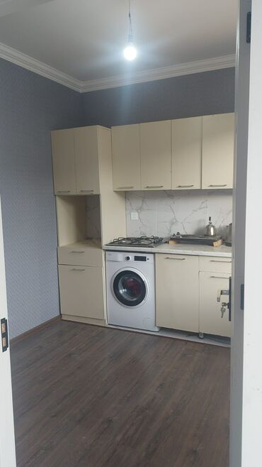 Ütülər və buxarlayıcılar: Buxarlı ütü, Beko — 16