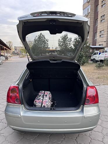 Toyota: Toyota Avensis: 2004 г., 2.4 л, Автомат, Бензин, Хэтчбэк — 5