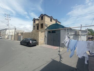 nizami rayonu ev: Keşlə qəs. 5 otaqlı, 120 kv. m, Orta təmir