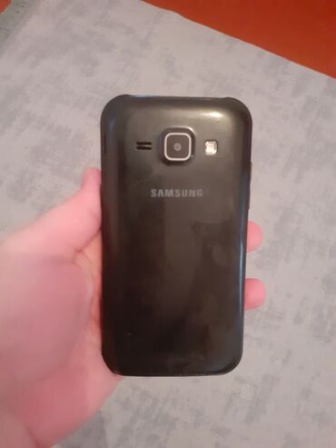 Samsung Galaxy J1 2016, rəng - Qara, İki sim kartlı