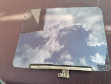 Auto delovi: Staklo levih vrata Lada 2121 Niva. Polovno, ocuvano. Originaalno — 8