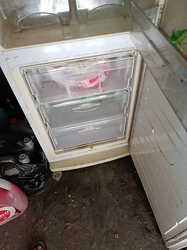стольный холодильник: Читай внимательно!!!Холодильник на половину работает,Холодильник — 2