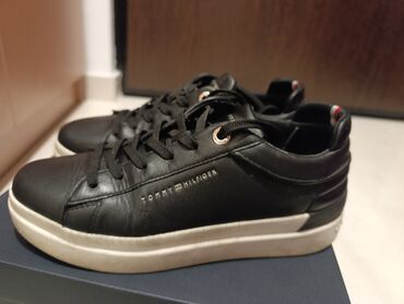 Women's Sneakers and athletic shoes: Tommy Hilfiger, 38, bоја - Crna — 7