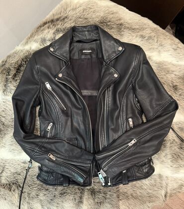 Sviterlər: DIESEL qadın dəri gödəkçə – klassik biker üslubu S-M - Rəng: qara -