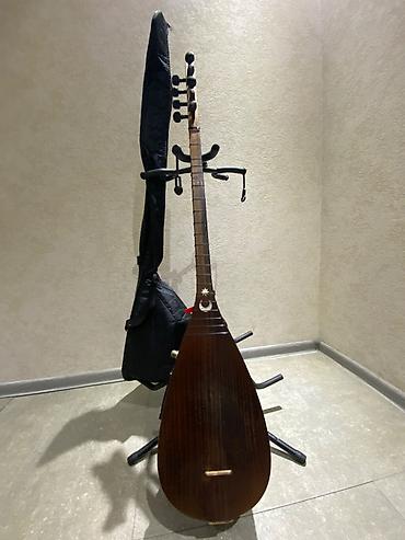 gitara satışı: Hər ikisi təzə alətdir təhsilimi dəyişdiyim üçün satiram — 1