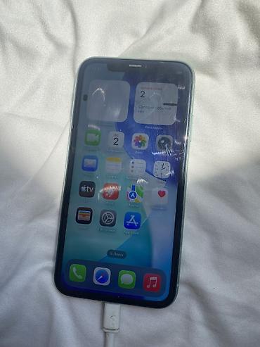Apple iPhone: IPhone 11, Б/у — 8