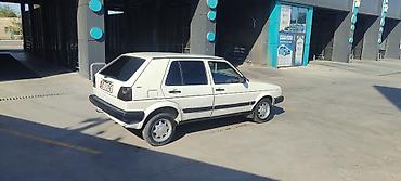 старый адисей: Volkswagen Golf: 1991 г., 1.8 л, Механика, Бензин, Хэтчбэк — 4