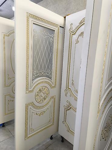 Klassik üslubda interyer qapıları - Material: MDF əsaslı, ağ krem