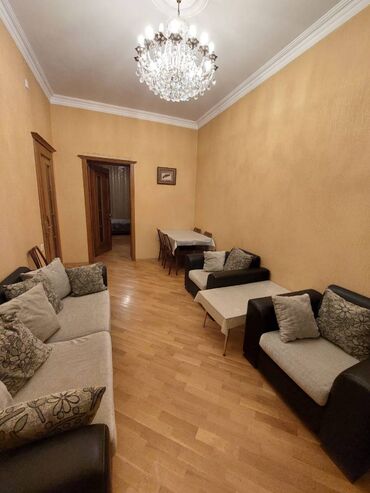 duplex menziller: Nəsimi rayonu,28 may metrosu yaxınlığı,Rus səfirliyinin yanı,5