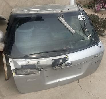 subaru lankaster: Задняя дверь (пятая дверь, крышка багажника) Subaru Legacy Wagon — 1