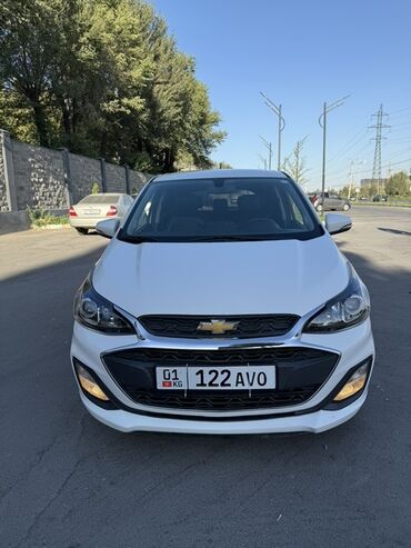 рассрочка на авто: Chevrolet Spark: 2018 г., 1 л, Автомат, Бензин, Хэтчбэк