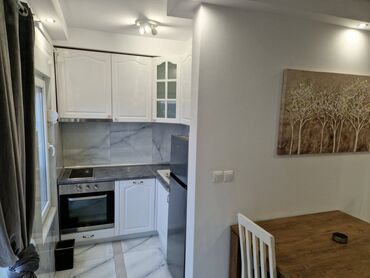 Prodaja stanova: 2 sobe, 33 kv. m, 3 sprat — 4