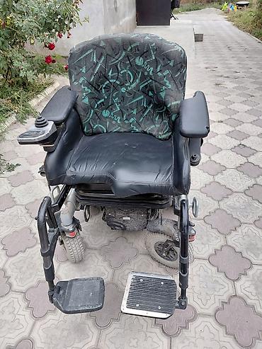 Электрическая инвалидная коляска с джойстиковым управлением
