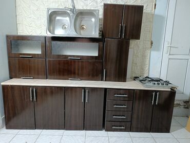 metbex mebeli gence: Mətbəx mebeli mebeli 180₼. Yaxşı vəziyyətdədir. Ölçü 2.50. Üzərində