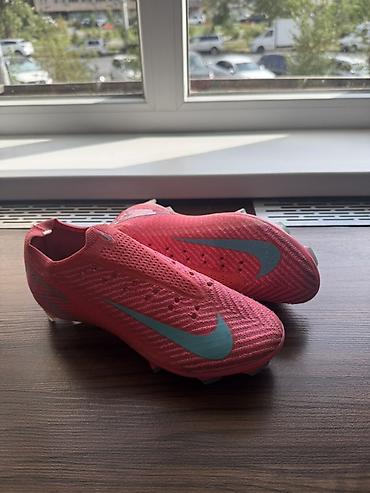 бутсы phantom: Футбольные бутсы Nike Mercurial (сороконожки/шиповки для натурального — 1