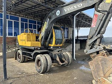 Экскаваторы: Экскаватор, Volvo, 2004 г., Колесный at lalafo.kg — 1 Экскаваторы: Экскаватор, Volvo, 2004 г., Колесный — 1