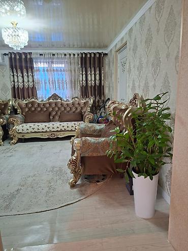 Продажа коттеджей и домов: Срочно продается отличный дом в селе Восток Площадь 74 кв.м. Жилых — 5